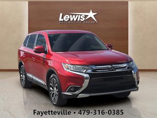 Used 2016 Mitsubishi Outlander SE image 1