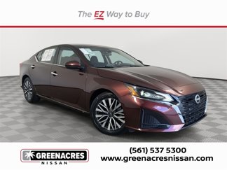 Used 2023 Nissan Altima 2.5 SV image 1
