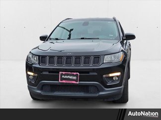Used 2018 Jeep Compass Latitude image 1