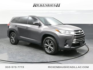 Used 2019 Toyota Highlander LE image 1