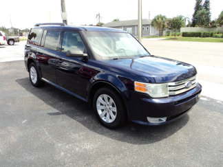 Used 2011 Ford Flex SE image 1