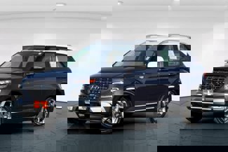 Used 2023 Hyundai Venue Limited w/ Cargo Package image 1