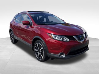 Used 2019 Nissan Rogue Sport SL w/ Premium Package image 1