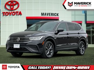 Used 2022 Volkswagen Tiguan SE image 1