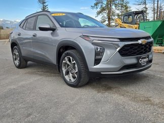 Used 2024 Chevrolet Trax LT w/ LT Convenience Package image 1