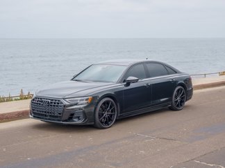 Used 2022 Audi S8 image 1