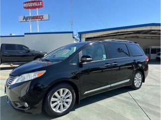 Used 2014 Toyota Sienna Limited image 1