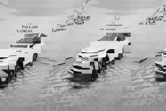 Used 2025 Toyota Crown Signia image 1