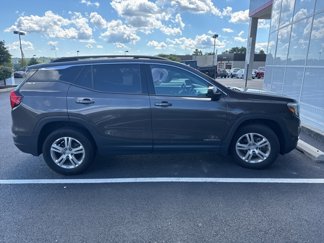 Used 2020 GMC Terrain SLE w/ Driver Convenience Package image 1