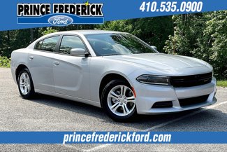 Used 2022 Dodge Charger SXT image 1
