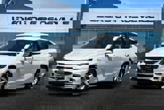 Used 2017 Chevrolet Malibu LS image 1