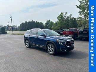 Used 2022 GMC Terrain SLE w/ Driver Convenience Package image 1