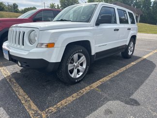 Used 2015 Jeep Patriot Sport w/ Tire & Wheel Group image 1
