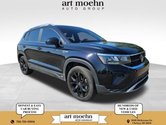 Used 2023 Volkswagen Taos SE w/ Panoramic Sunroof Package video 1