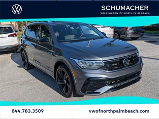 Used 2023 Volkswagen Tiguan SE R-Line image 1
