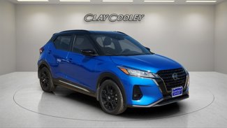 Used 2021 Nissan Kicks SR image 1