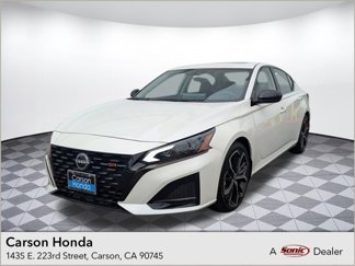 Used 2024 Nissan Altima 2.5 SR w/ SR Premium Package image 1