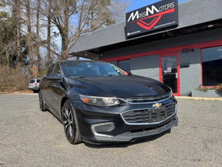 Used 2017 Chevrolet Malibu LT w/ Leather Package image 1