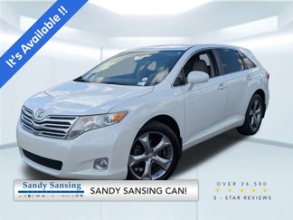 Used 2011 Toyota Venza video 1