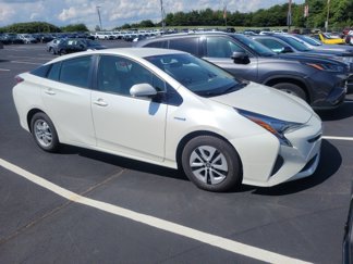 Used 2018 Toyota Prius Two image 1