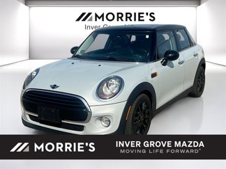 Used 2017 MINI Cooper 4-Door Hardtop image 1