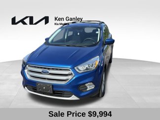 Used 2017 Ford Escape SE w/ Equipment Group 201A image 1