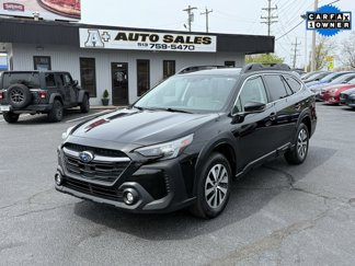 Used 2023 Subaru Outback Premium image 1