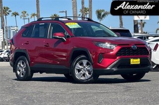 Used 2022 Toyota RAV4 LE image 1