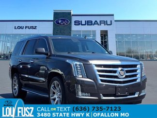 Used 2015 Cadillac Escalade Luxury image 1