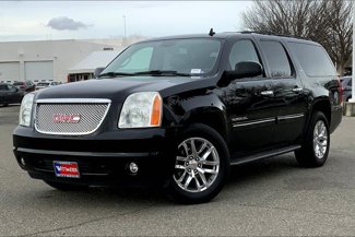 Used 2013 GMC Yukon XL SLT image 1
