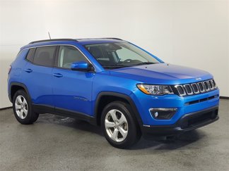 Used 2021 Jeep Compass Latitude image 1
