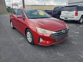 Used 2019 Hyundai Elantra SE image 1