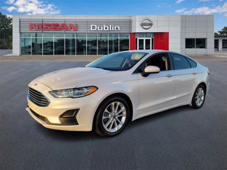 Used 2020 Ford Fusion SE image 1