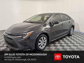 Certified 2025 Toyota Corolla LE image 1