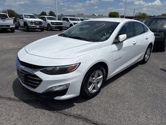 Used 2023 Chevrolet Malibu LT image 1