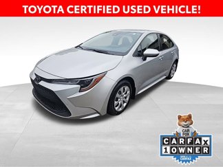 Certified 2022 Toyota Corolla LE image 1