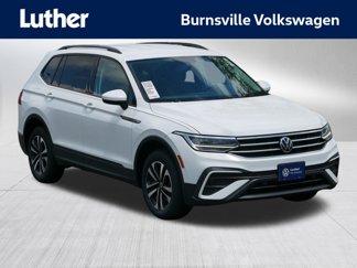 Certified 2022 Volkswagen Tiguan S image 1
