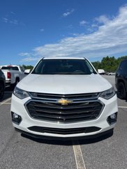 Used 2021 Chevrolet Traverse Premier image 1
