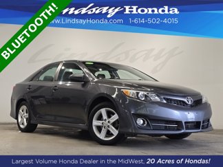 Used 2012 Toyota Camry SE image 1