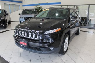 Used 2016 Jeep Cherokee Latitude w/ Safety/Convenience Group image 1