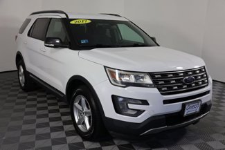 Used 2017 Ford Explorer XLT w/ Equipment Group 201A image 1