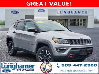 Used 2019 Jeep Compass Trailhawk image 1