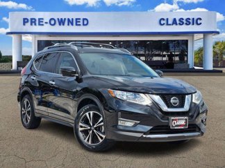 Used 2019 Nissan Rogue SV w/ Premium Package image 1