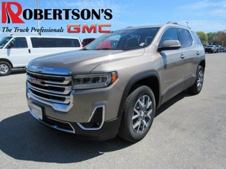 Certified 2023 GMC Acadia SLT w/ Preferred Package image 1