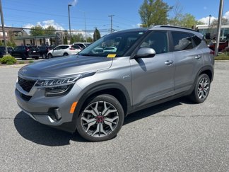 Used 2023 Kia Seltos SX w/ SX Sunroof Package image 1