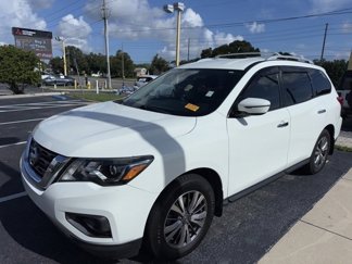 Used 2019 Nissan Pathfinder S image 1