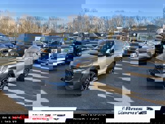 Certified 2022 Ford Escape SE w/ SE Sport Appearance Package image 1