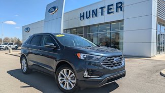 Used 2023 Ford Edge Titanium image 1