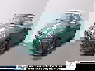 Used 2022 MINI Cooper SE image 1