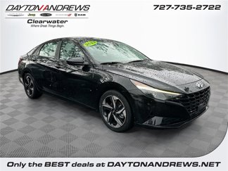 Used 2023 Hyundai Elantra SEL w/ Convenience Package image 1